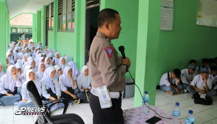 Ajak Pelajar Jadi Pelopor Keselamatan Lalulintas, Satlantas Polres Purwakarta Gelar Kegiatan Police Goes To School