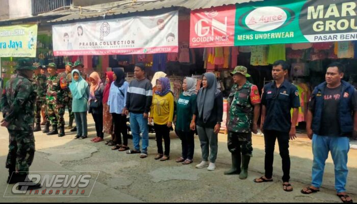 Koramil 1906 Sukatani Bersama Warga Gelar Karya Bakti Pembersihan Di Pasar Anyar