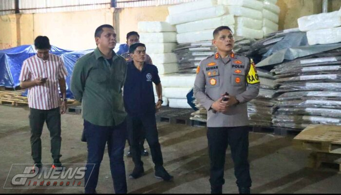 Pastikan Keamanan Logistik Pemilu Kapolres Purwakarta Lakukan Pengecekan Gudang KPU