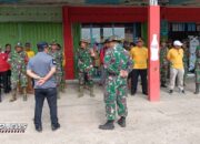 Antisipasi Bahaya Banjir, Koramil 1903/Drd Gelar Karya Bakti Pembersihan Sampah Pasar