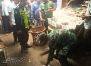 Koramil 1903 Bersama Pemdes Bojong Barat Serta Warga Melakukan Karya Bakti Pembersihan Pasar
