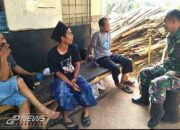 Kunjungi Desa Binaan, Babinsa Ajak Warga Menjaga Kebersihan Lingkungan