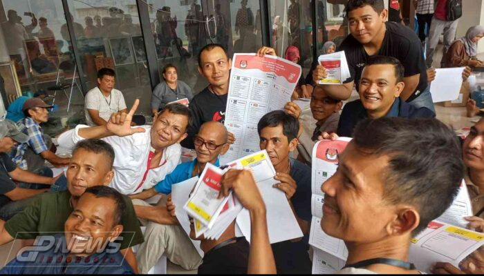 KPU Majalengka Lakukan Pelipatan dan Sortir Surat Suara Pemilu 2024, Pj Bupati Minta Pengawasan Yang Ketat