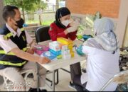 Wujud Kepedulian Polri, Polres Purwakarta Berikan Pelayanan Kesehatan Gratis Untuk Petugas Sorlip Surat Suara