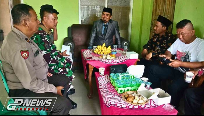Selalu Kompak, Babinsa dan Babinkamtibmas Laksanakan Komsos Dengan Muspika