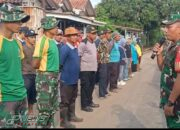 Antisipasi Banjir, Koramil 1907/Bgs dan Jajaran Resimen Armed 1/DY/1Kostrad Lakukan Pembersihan Drainase