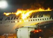Pesawat Jet Japan Airlines Hangus Terbakar