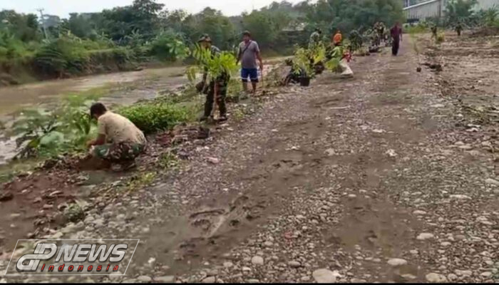 Karya Bakti Peduli Lingkungan Penanaman Pohon Koramil 1907 Bungursari