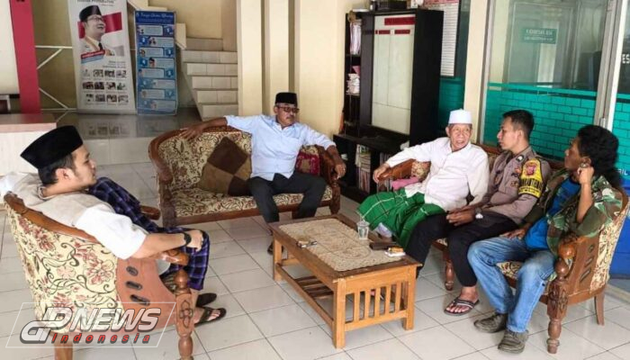 Melalui Sambang, Bhabinkamtibmas Silaturahmi Dan Sampaikan Pesan Kamtibmas
