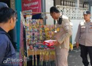 Kanit Reskrim Polsek Maja Imbau Pedagang Kembang Api Untuk Tidak Menjual Petasan Selama Bulan Ramadhan