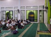 Gelar Tarawih Keliling, Polres Purwakarta Sampaikan Pesan Kamtibmas