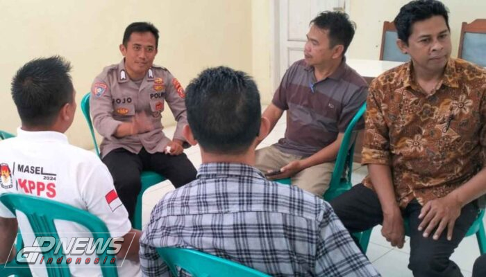 Sampaikan Pesan Kamtibmas, Bhabinkamtibmas Polsek Maja Sambang Dan Silaturahmi ke Masyarakat Maja