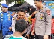 Kapolres Cianjur Bersama Wartawan Se-Cianjur Bagi Bagi Tajil