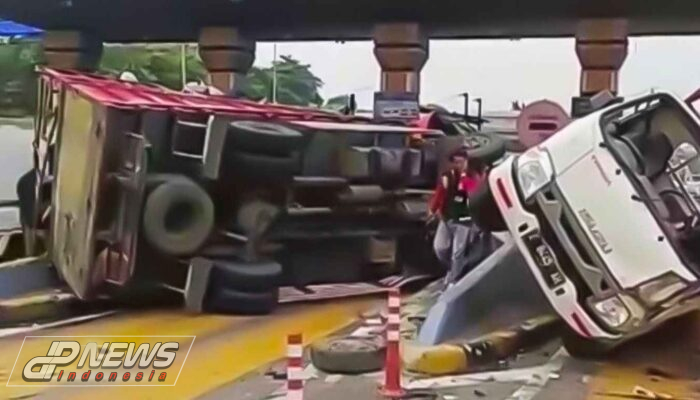 Kecelakaan Truk Engkel, di Gerbang Tol Halim Utama Di Duga Akibat Truk Ugal Ugalan