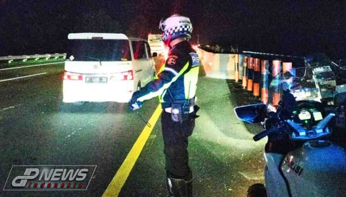 Wujudkan Mudik Aman Polres Purwakarta Terus Lakukan Pengaturan Lalulintas Hingga Malam