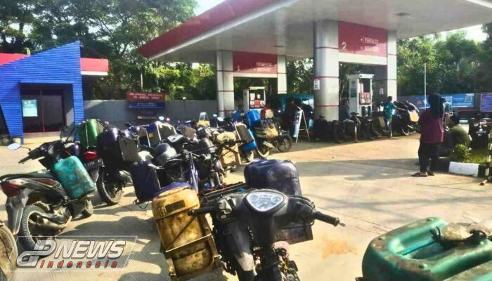 Warga Berharap SPBU Lebih Mengutamakan Warga Sekitar Untuk Pembelian BBM