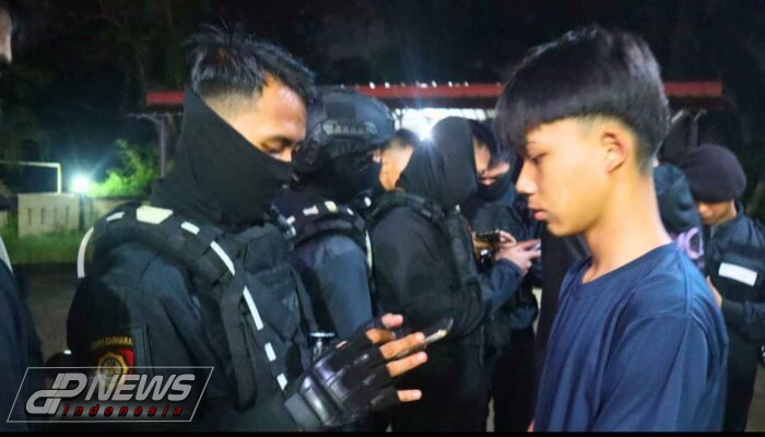 Amankan Wilayah, Polres Purwakarta Bersama Kodim 0619 Lakukan Patroli Bersama