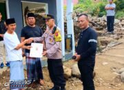 Kapolres Majalengka Berikan Bantuan Kepada Ketua Ponpes Sabilul Yaqin