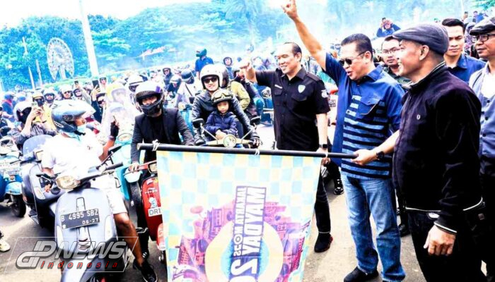 Ketua Umum IMI Buka Jakarta Mods Mayday 2024 di Monas Jakarta