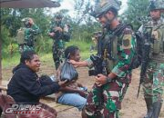 Satgas Buaya Putih Berikan Bantuan Sembako dan Pakaian di Distrik Ilaga