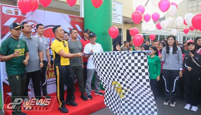 Jelang Hari Bhayangkara Ke-78, Polres Cianjur Menggelar Jalan Santai dan Donor Darah Bersama TNI Polri