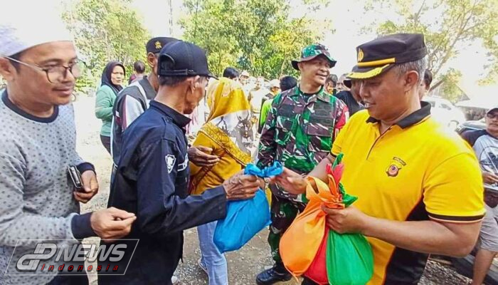 Jelang HUT Bhayangkara Ke-78, Polisi di Purwakarta Gelar Kegiatan Baksos