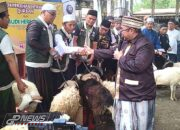 President RBH Serahkan Hewan Kurban Domba dan Sapi ke Jaringan RBH