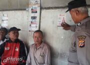 Permudah Untuk Lapor Masyarakat, Polres Purwakarta Lakukan Tempel Sticker Pengaduan