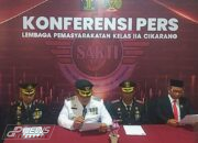 Pj Bupati Bekasi Beri Remisi HUT RI 1.157 Napi Di Lapas Kelar IIA Cikarang