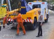 Respon Cepat, Satlantas Polres Purwakarta Evakuasi Kecelakaan Di Jalan Sadang Subang