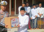 Peringati Hari Lalulintas Bhayangkara Ke-69, Satlantas Polres Purwakarta Gelar Baksos Di Pondok Pesantren