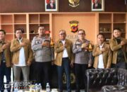 Silaturahmi Kapolres Purwakarta Dengan Universitas Kartamulia