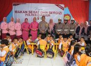Polres Cianjur Bagikan Makan Sehat Bergizi Gratis untuk Anak Sekolah Dari Program Presiden