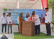 Pj Bupati Bekasi dan Wamendes Pdt Resmikan Ekowisata Bambu Kuning di Wilayah Desa Pasirsari