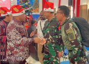 Satgas Yonif 323 Buaya Putih Bersama Forkopimda Ikuti Ibadah Gerbang Natal