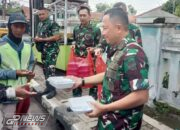 Dandim 0617 Majalengka Berbagi Nasi Kotak Kepada Masyarakat Di Jumat Berkah