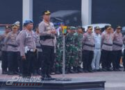 Wakapolres Metro Bekasi AKBP Saufi Salamun Pimpin Apel Gelar Pasukan Operasi Keselamatan Jaya 2025