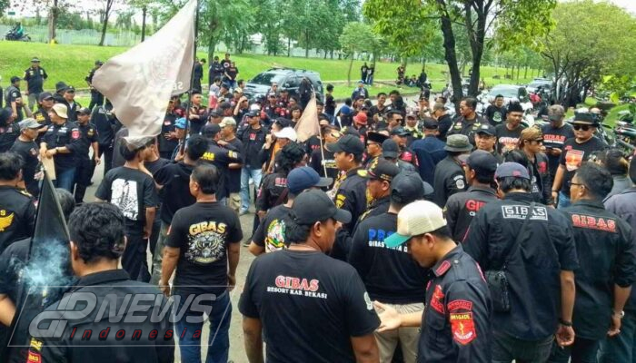 Aksi Demo Depan PT Morita Tjokro Gearindo Oleh Ormas Gibas Bekasi