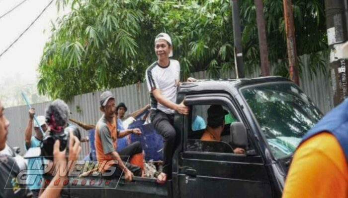 Bupati Purwakarta Lakukan Bersih-Bersih Jalur Perbatasan
