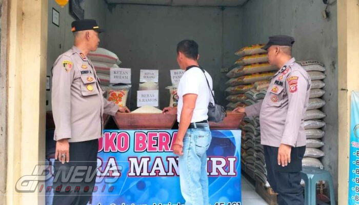 Sambang dan Dialogis Dengan Para Pedagang Pasar Tradisional Oleh AKP Kenedy Joko Lelono