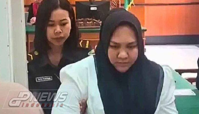 Ratu Skincare Mira Hayati Hadiri Sidang Perdana di Pengadilan Negeri Makassar