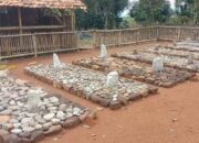 Geger! 10 Makam Berukuran Tidak Biasa, Kepala Desa Cikancana Minta Awak Media Memviralkannya