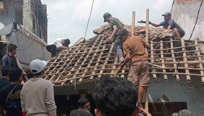Bupati Purwakarta Renovasi Rumah Milik Mantan Loper Koran yang Nyaris Roboh