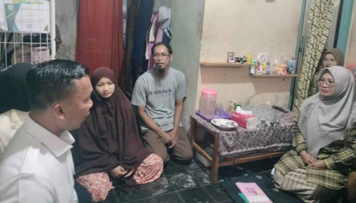 Menteri Kependudukan dan Pembangunan Keluarga/BKKBN Salurkan Makan Bergizi Gratis Bagi Ibu Hamil di Majalengka