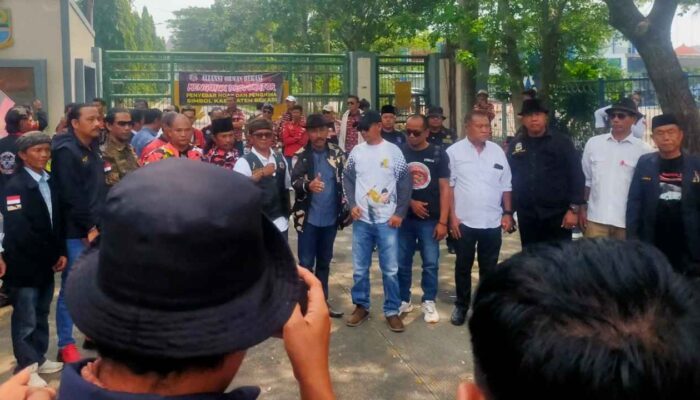 Bupati dan Wakil Bupati Bekasi Dihina, Aliansi Ormas Bekasi Menyatakan Sikap