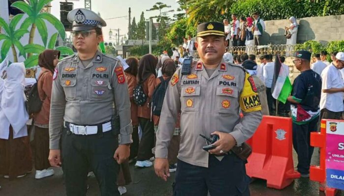 Pengamanan Aksi Solidaritas Galang Dana Free Palestine Oleh Polsek Cianjur Kota