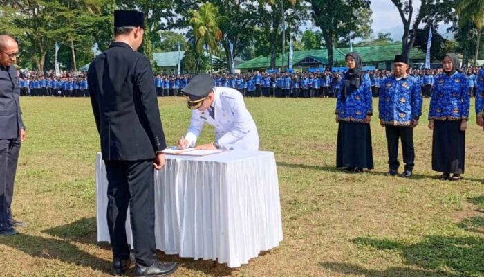 Bupati Cianjur Resmi Lantik 3.528 Orang Pegawai Pemerintah Perjanjian Kerja (PPPK)