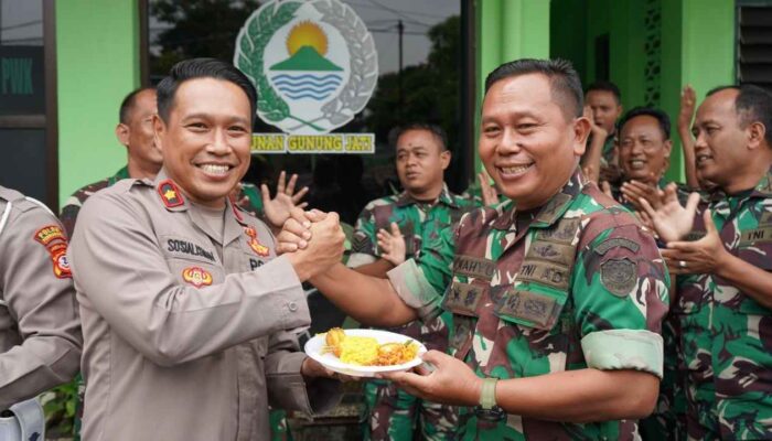 Jaga Kekompakan TNI-Polri, Kapolres Purwakarta Rayakan Hari Jadi Ke-79 Kodam III Siliwangi