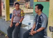 Bhabinkamtibmas Berikan Pesan Kamtibmas Saat Sambangi Warga Masyarakat Desa Binaan