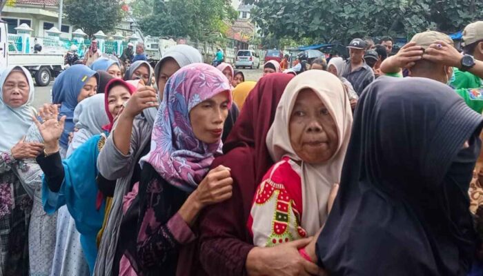 Pembagian Daging Hewan Qurban Kolaborasi Pemkab dan MUI Cianjur